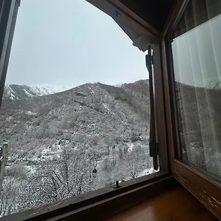 Casa Torellola شقة Cardet